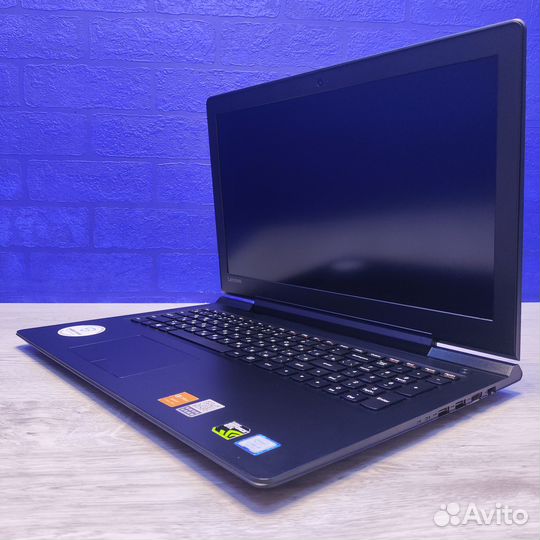 Игровой ноутбук Lenovo E520-15IKB