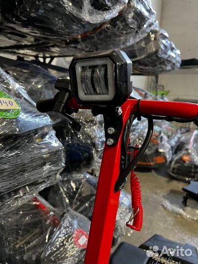 Мотосноуборд мощный