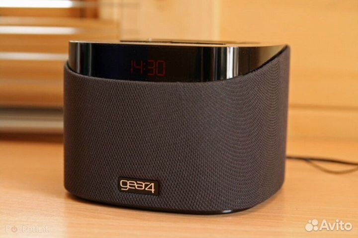 Док-станция для iPhone 4/4s