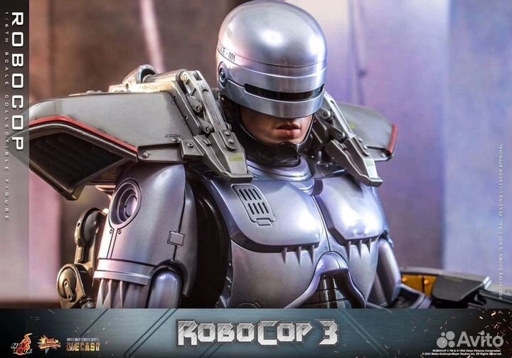 Hot Toys RoboCop 3 в масштабе 1/6