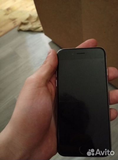 iPhone 6S, 64 ГБ