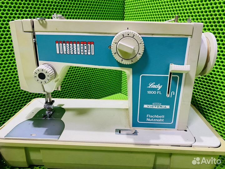 Швейная машина Victoria lady 1800fl