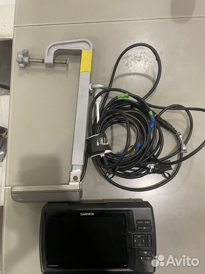 Эхолот Garmin striker 7sv