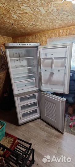 Холодильник бу Samsung