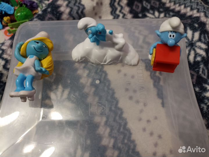 Игрушки из киндеров