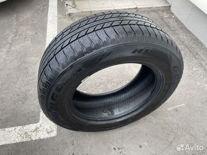 Goodyear Wrangler HP 235/65 R17