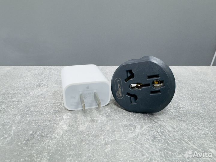 Адаптер (блочек) Apple 20W Оригинал