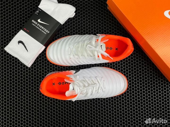 Футзалки nike tiempo х