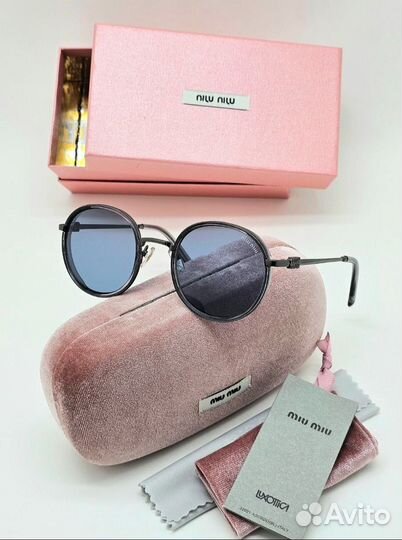 Солнцезащитные очки женские Miu Miu