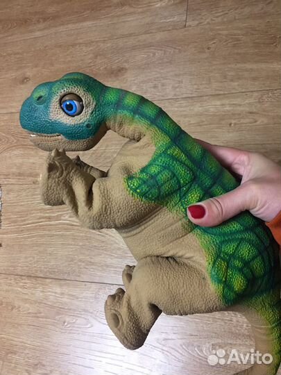 Интерактивная игрушка Динозавр Pleo