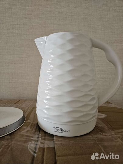 Чайник электрический Home club белый
