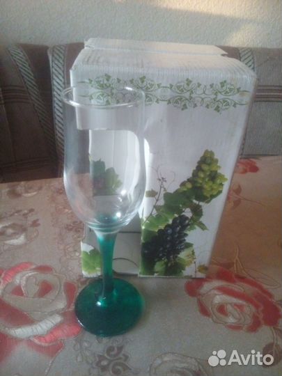 Бокалы для вина,новые