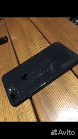 iPhone 8 Plus, 64 ГБ