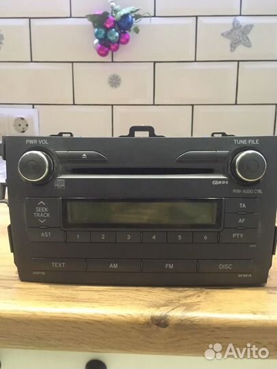 Головное устройство (автомагнитола) Toyota Corolla