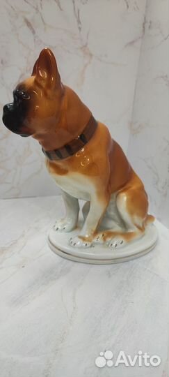 Фарфоровая статуэтка Собака боксер лфз