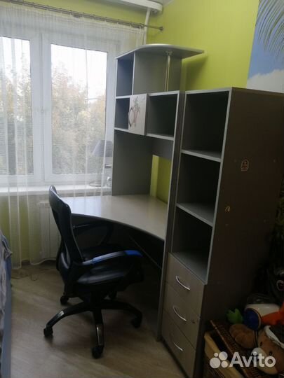 Компьютерный стол