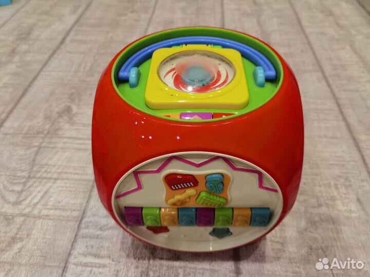 Развивающие игрушки