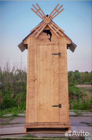 Дачный туалет деревянный