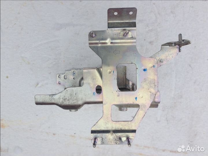 Крепление акб Nissan X-Trail Т 32