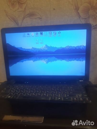 Ноутбук Lenovo Y560