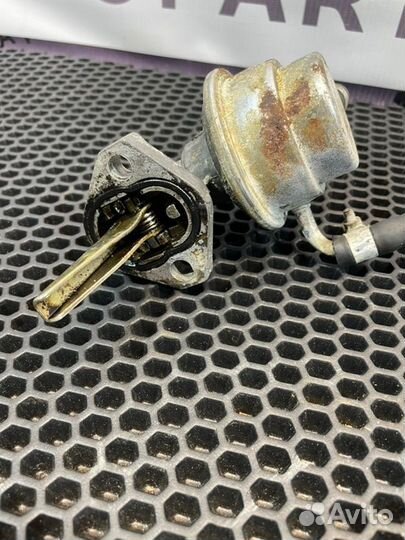 Топливный насос Audi 80 B3 RU 1989