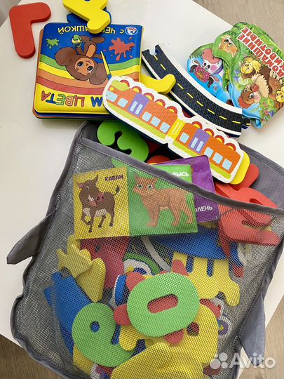 Игрушки для купания в ванной