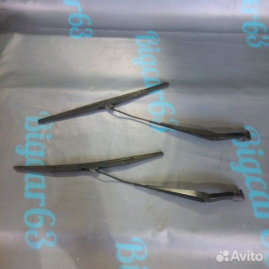 Дворник лобового стекла Cadillac Escalade 4