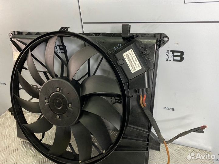 Вентилятор охлаждения радиатора Mercedes-Benz