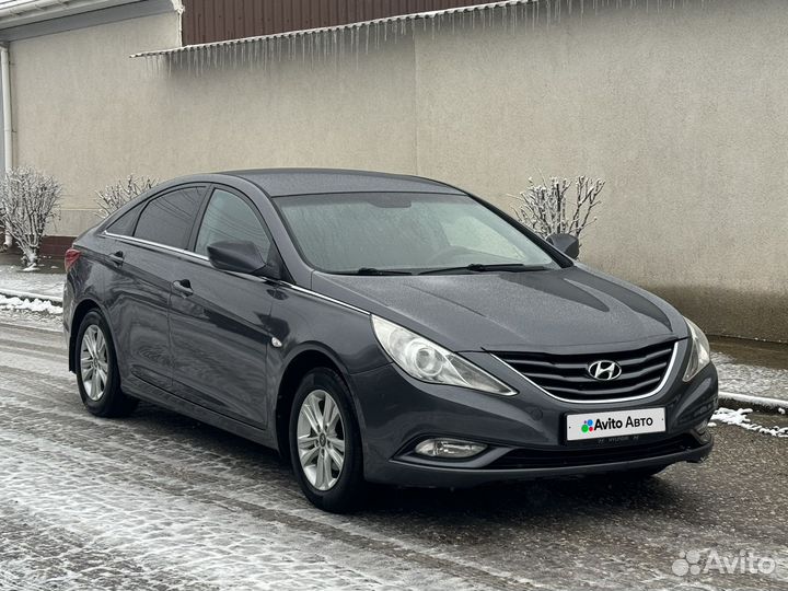 Hyundai Sonata 2.0 МТ, 2011, 243 853 км