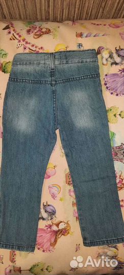 Джинсы + 2 футболки 98р