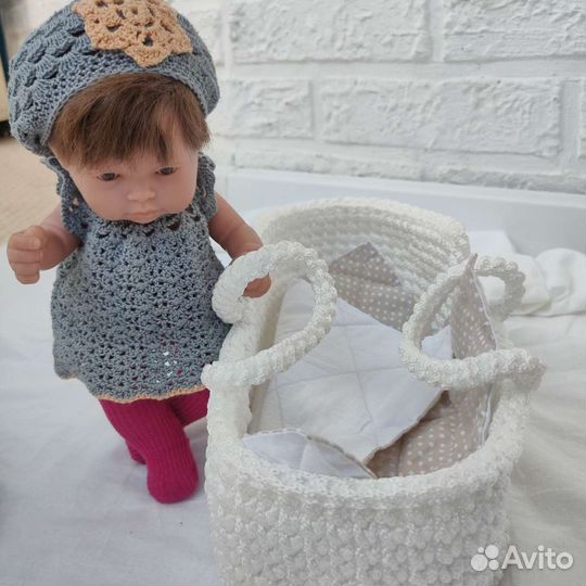 Вязанная люлька для куклы