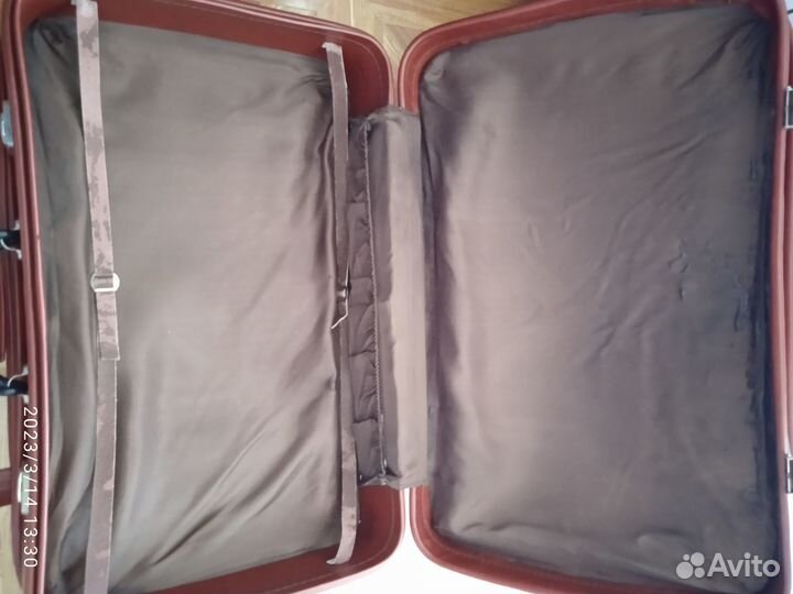 Чемодан красный СССР винтаж ретро