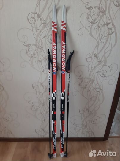 Беговые лыжи