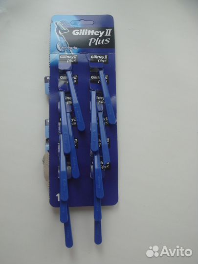 12 шт бритвенных станков новые (одноразовые)