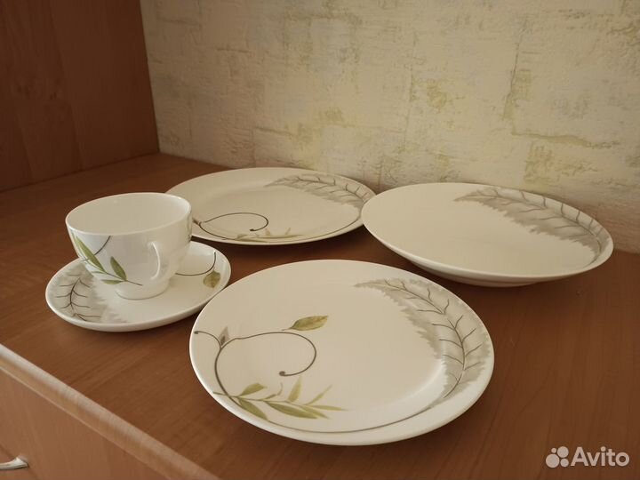 Обеденный сервиз из костяного фарфора 30 предметов