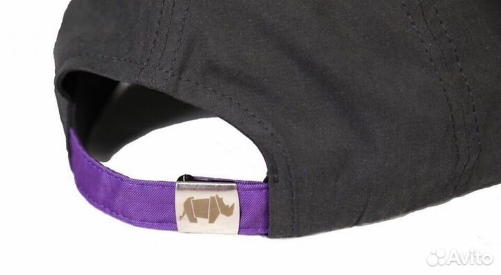 Брендовая бейсболка