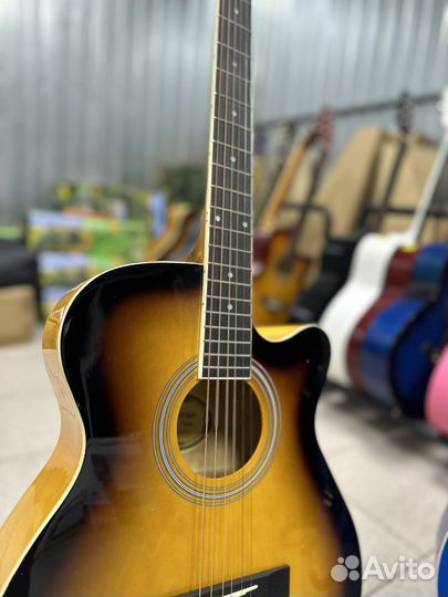 Акустическая гитара Elitaro