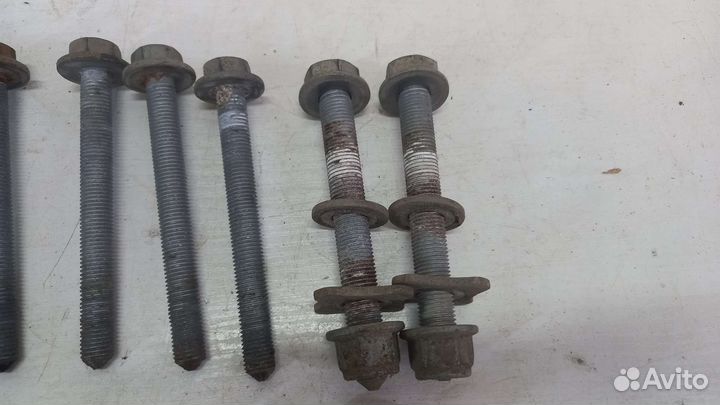 Болты задней подвески Volkswagen Tiguan 2