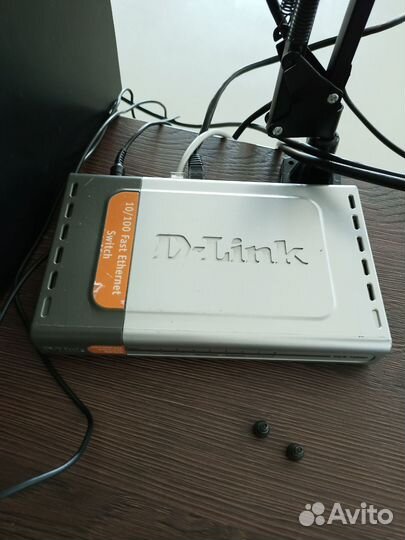 D link des 1008d