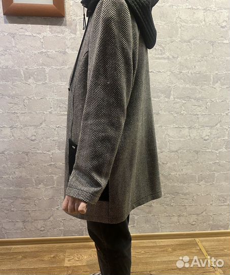 Ветровка женская