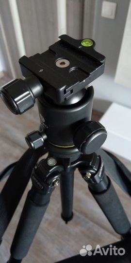 Штатив для фотоаппарата Benro A550F KB1