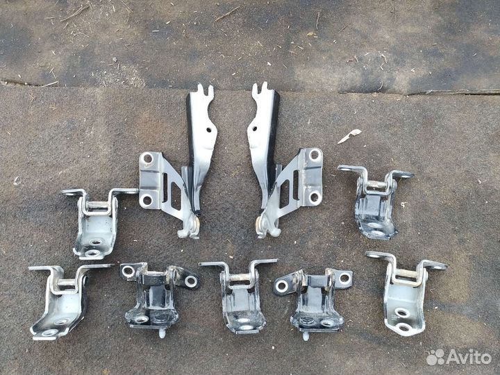 Комплект петель Мазда 6