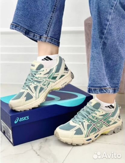 Кроссовки asics