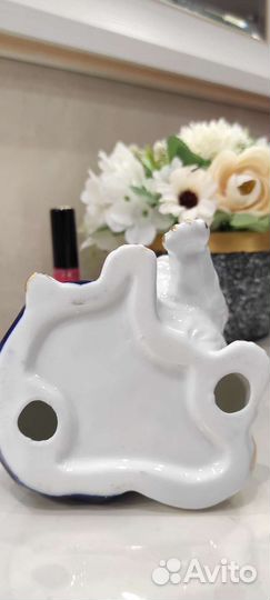 Девочка с собакой, статуэтка Lefard, фарфор