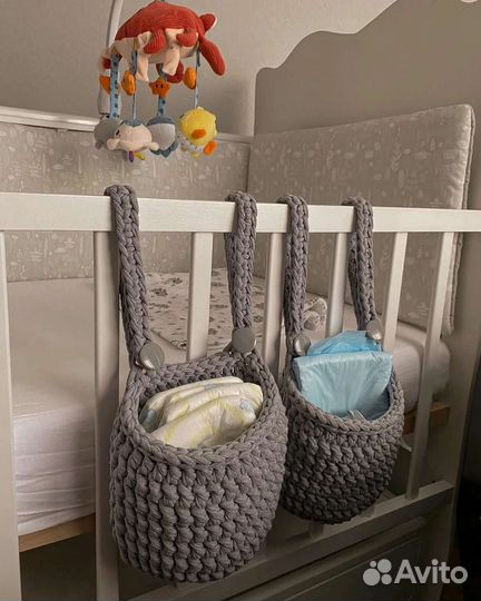 Подвесная корзина на кроватку