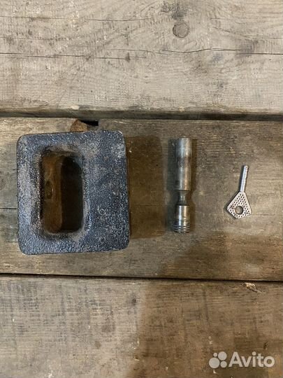 Замок гаражный