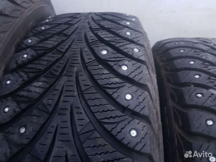 Goodyear UltraGrip Extreme 195/65 R15