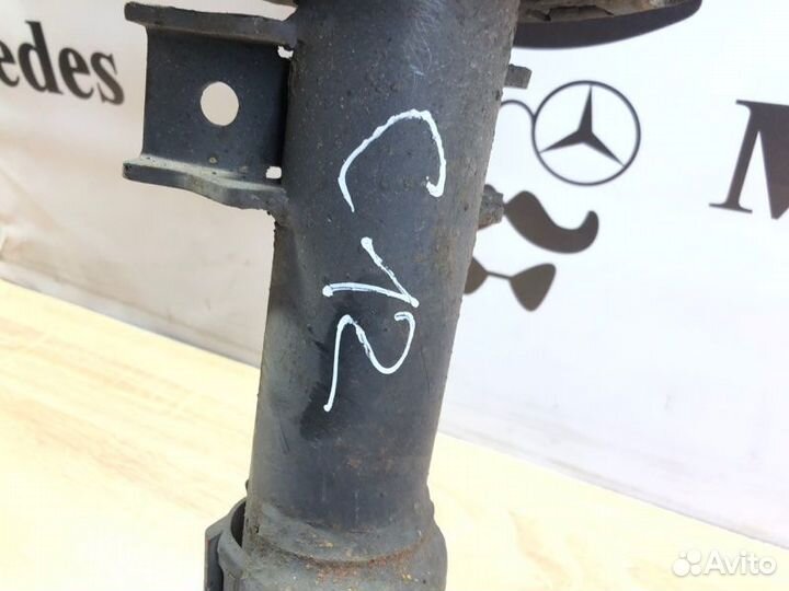 Стойка передняя Mercedes-Benz E-Class E220 W212 W