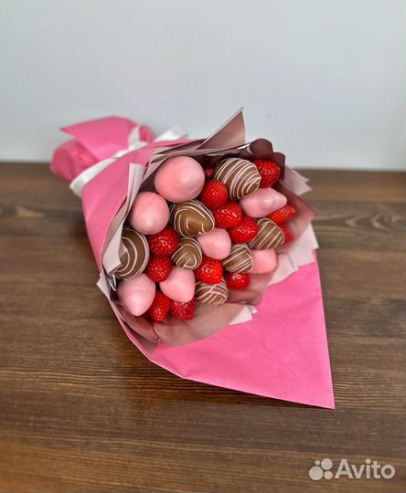 Букеты из ягод клубника в шоколаде