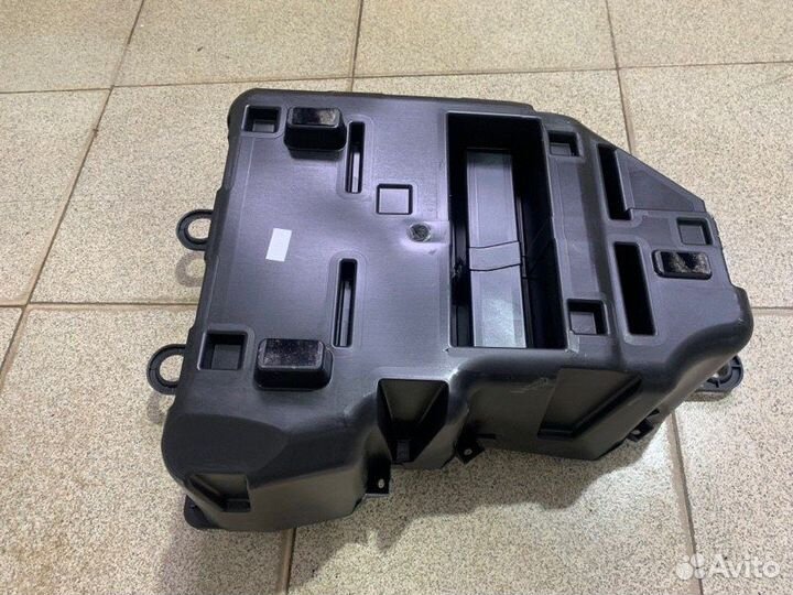 Корпус блока предохранителей Mercedes-Benz Ml W166